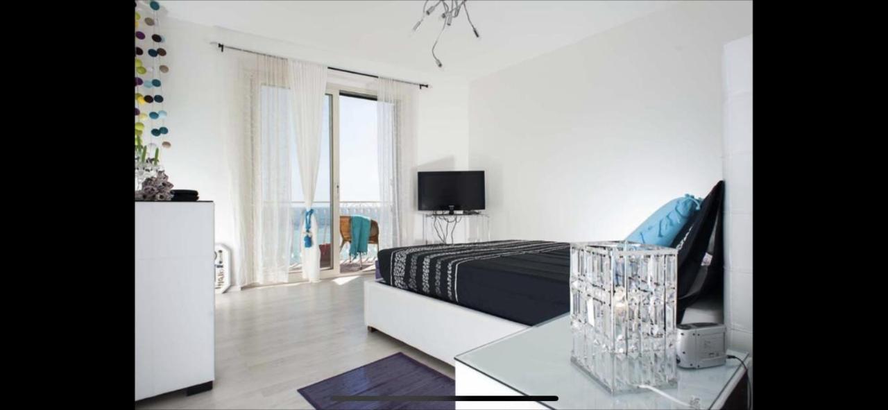 Beach Penthouse Marisol 2Floors, Central Letojanni Esterno foto